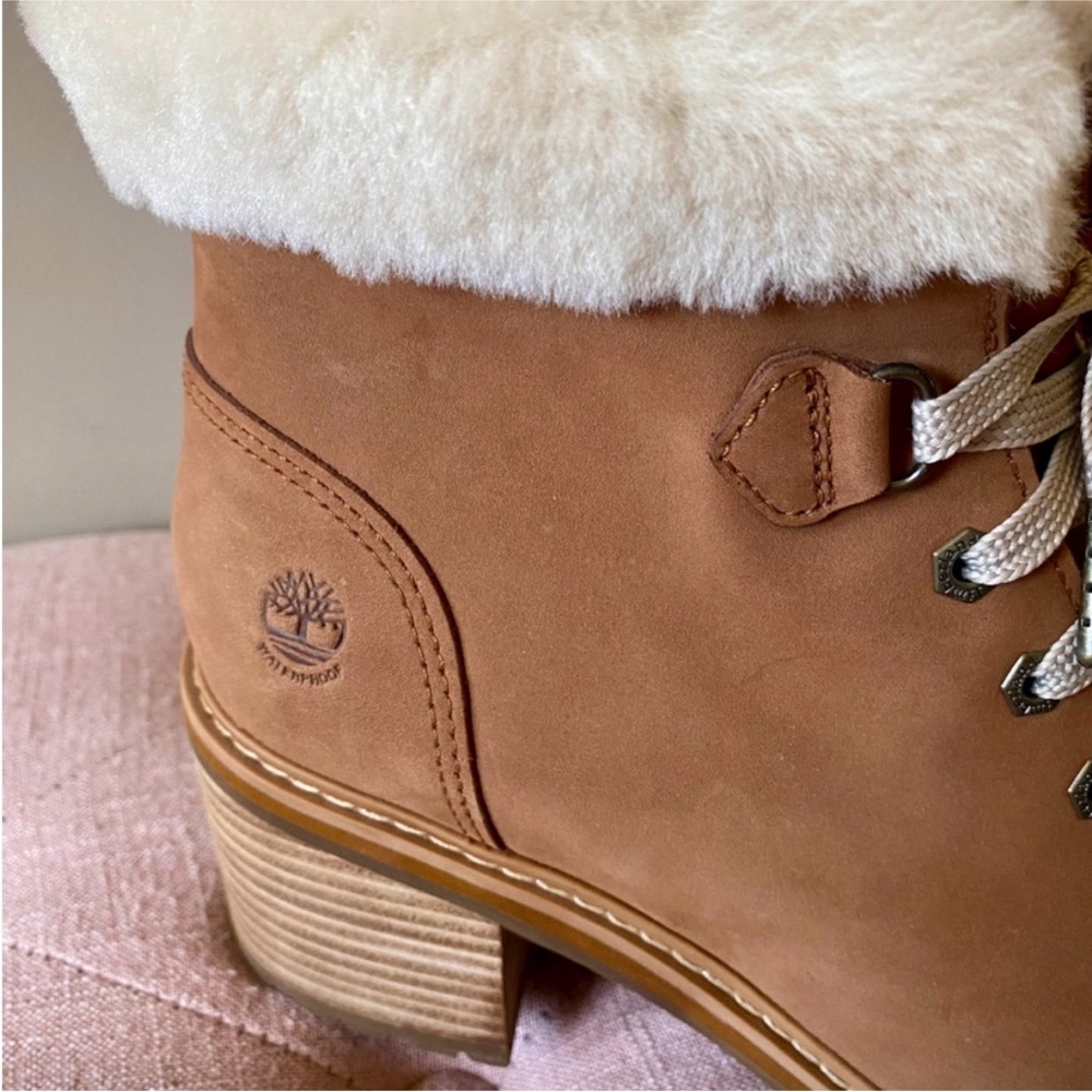Timberland Women's Tan Winter Boots with Cream Lining - Picture 5 of 6